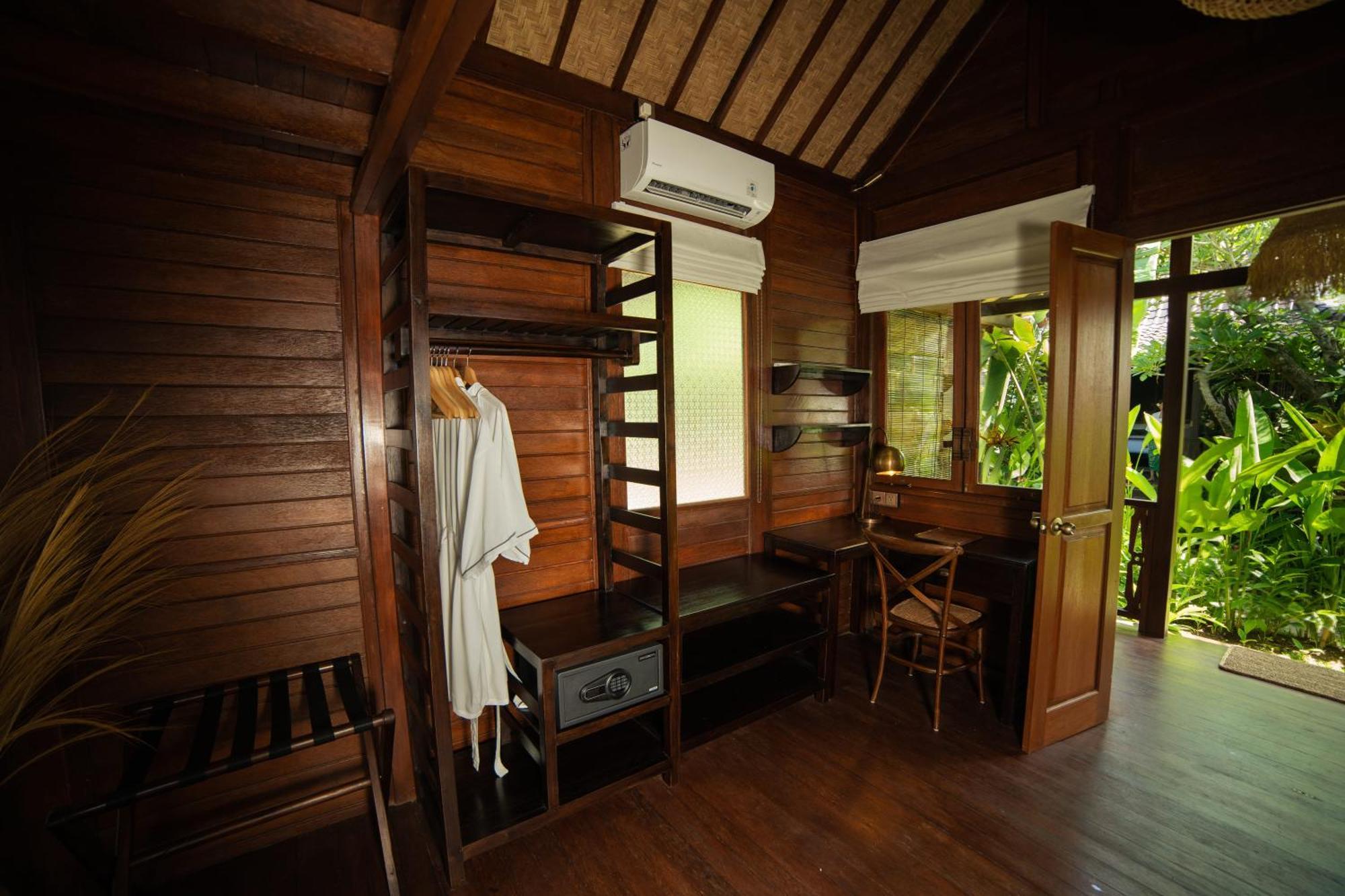 Kayu Village Canggu Extérieur photo